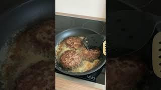 German meat balls or german Buletten