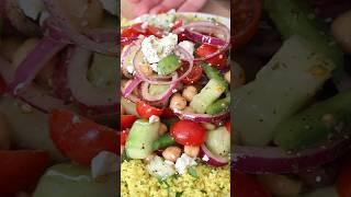 Easy Greek Chickpea Salad