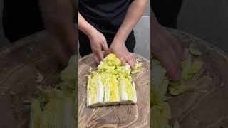 Mini Chinese cabbage cutting trick