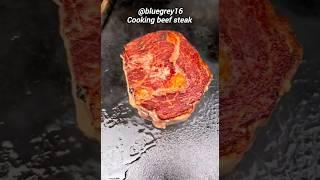 cooking beef steak #steak #cookingsteak #youtubeshorts #meat #steakdinner #steakrecipe
