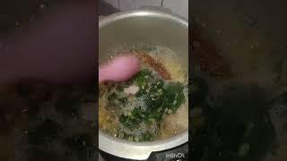 Lehsooni spinach with lentils/ spinach with smashed lentils/ keerai masiyal