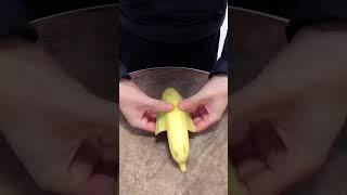 Amazing Banana cutting trick . Chinese style. #shorts #chefsufiyan #vairalvideo