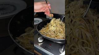 Паста с грибами шиитаке в сливочном соусе #паста #пастарецепт #пастасгрибами #ужин #вкусно #быстро